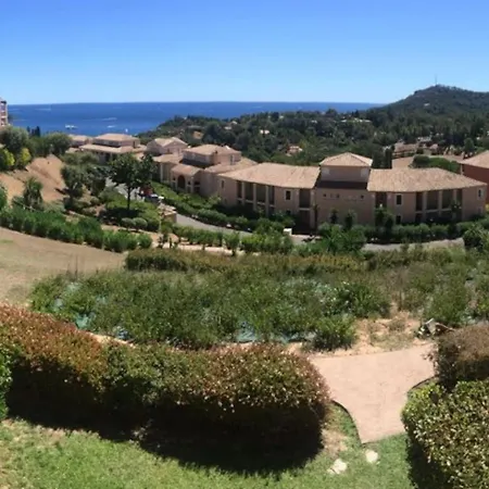 Cap Esterel Village : 4 Pers Au Calme Climatise F5 Сен-Рафаэль